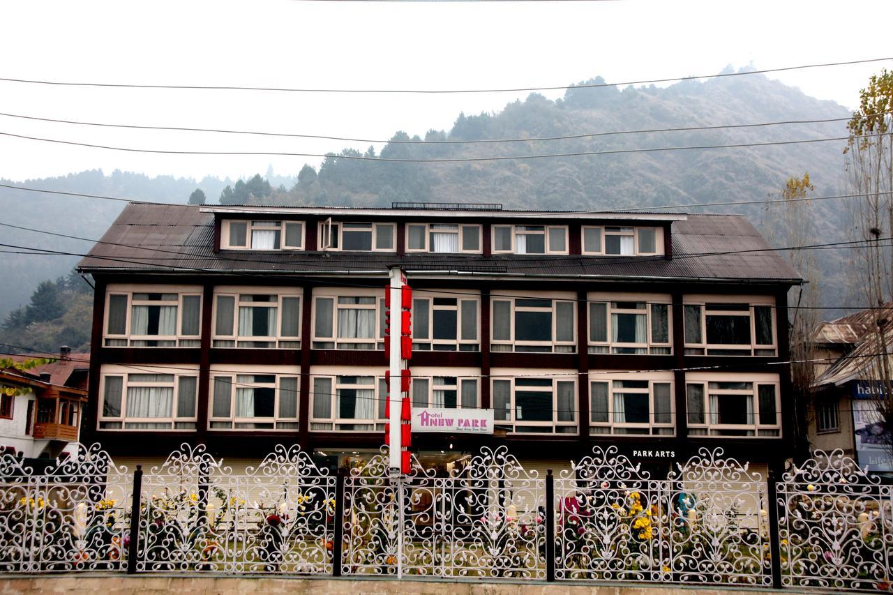 Hotel New Park At Dal Lake Srinagar  Bagian luar foto