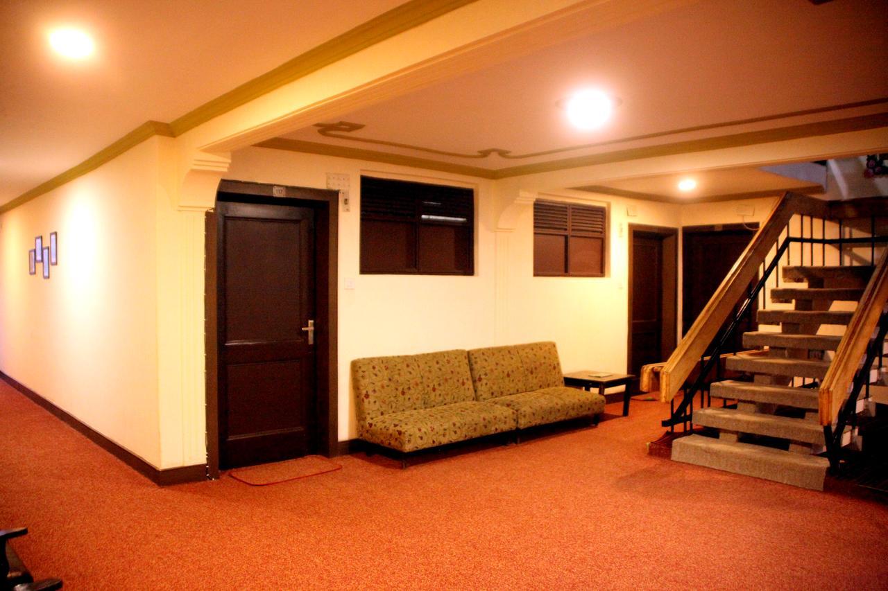 Hotel New Park At Dal Lake Srinagar  Bagian luar foto